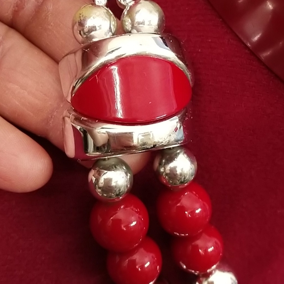 Vintage red silver bead bold necklace - Picture 6 of 12